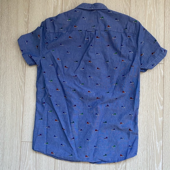 American Eagle Button Shirt - Picture 2 of 4